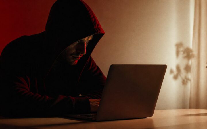 Depredadores en Internet al acecho